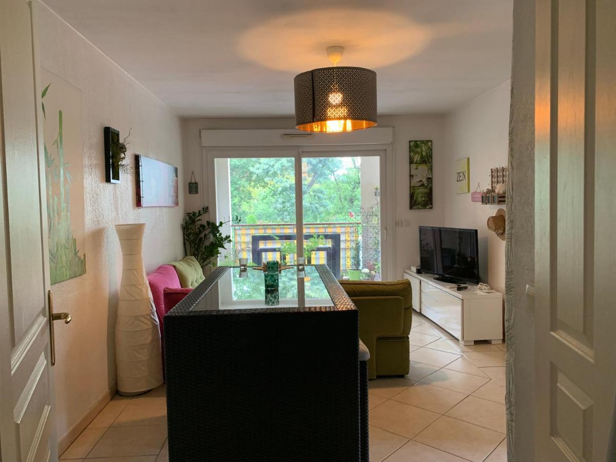 Votre Sejour Cosy A Frejus! Apartman Kültér fotó