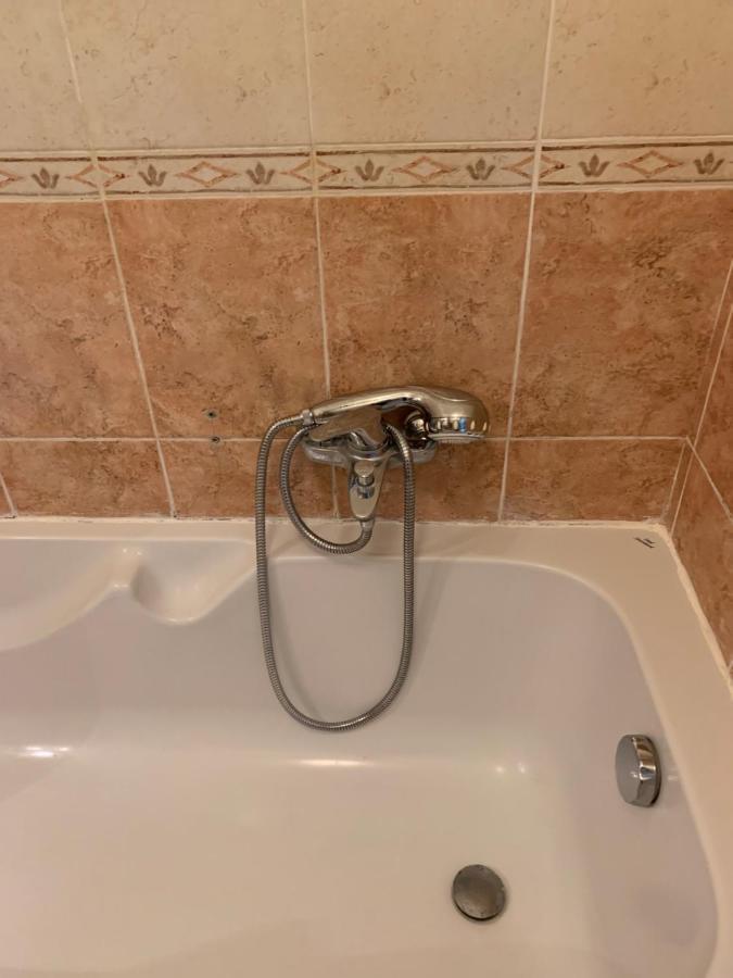 Votre Sejour Cosy A Frejus! Apartman Kültér fotó