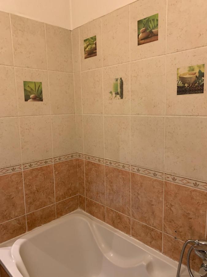 Votre Sejour Cosy A Frejus! Apartman Kültér fotó